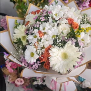 Beyaz Karışık Buket